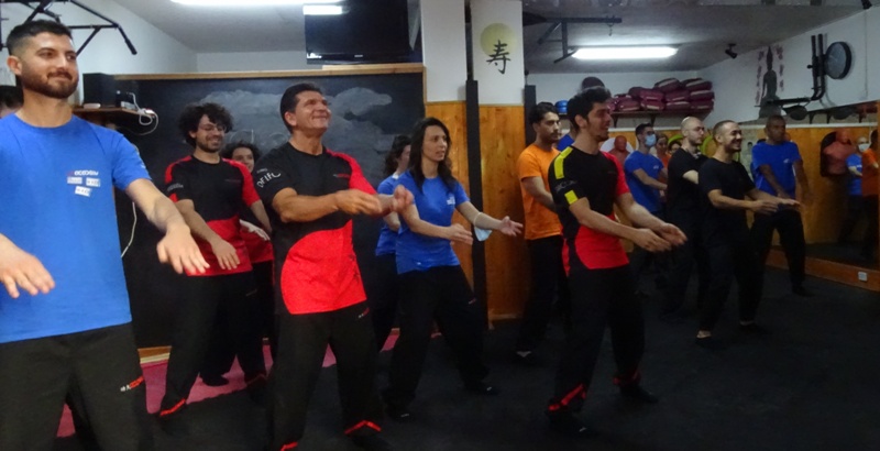 Kung Fu Academy di Sifu Mezzone Arti Marziali e palestra di Sport da Combattimento Wing Chun Weng Chun Tjun Tai Chi Taijiquan Qigong Sanda Difesa Personale (163)